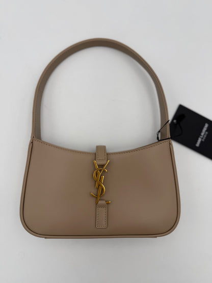 Saint Laurent SAINT LAURENT Mini Bolso LA 5 A 7
