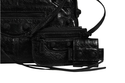 Balenciaga Bolso Con Solapa Le Cagole XS Tono Negro