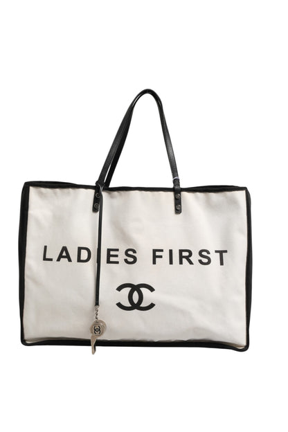 Bolsa Tote Shopper Chanel de Lona Blanca y Negro Modelo Ladies First