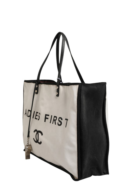Bolsa Tote Shopper Chanel de Lona Blanca y Negro Modelo Ladies First