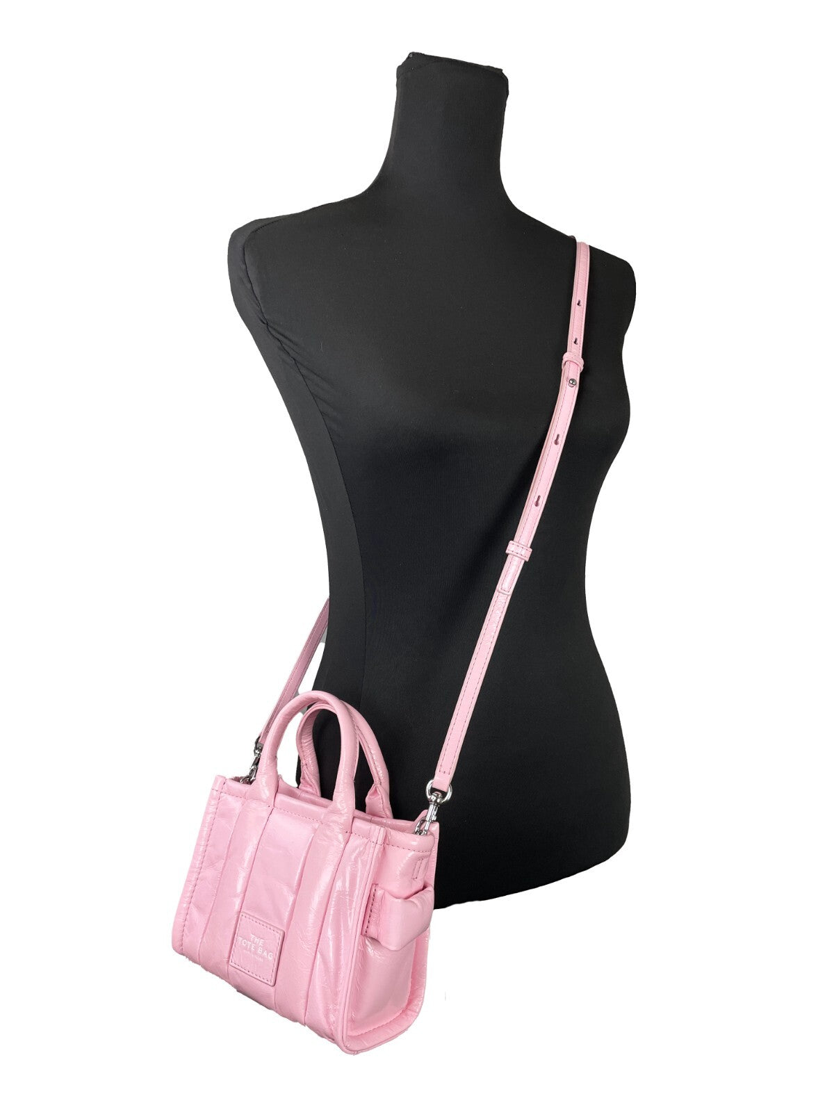 Sac croisé Marc Jacobs The Shiny Crinkle Micro Tote en cuir bulles rose