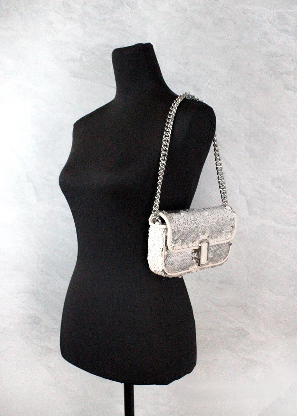 Sac porté épaule Marc Jacobs The Mini J Marc en sequins crème