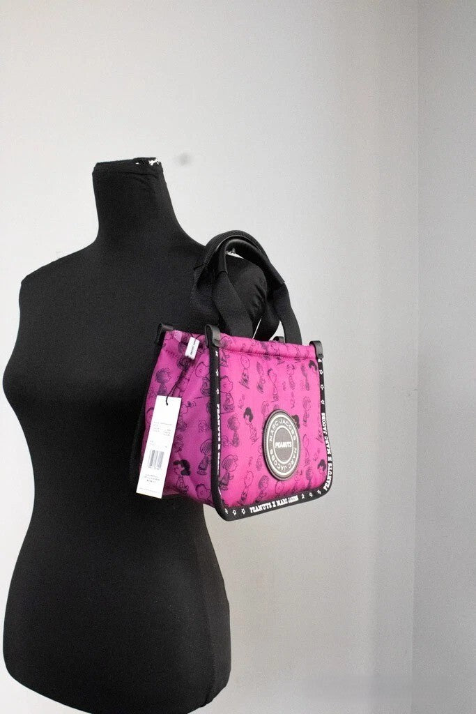 Bolso de mano convertible Marc Jacobs X Peanuts Mini Fuchsia Fedora de nailon acolchado