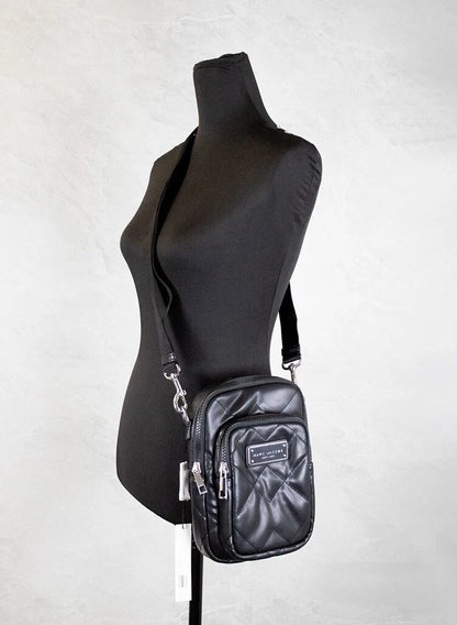 Bolso cruzado Marc Jacobs Pillow pequeño de cuero liso acolchado negro