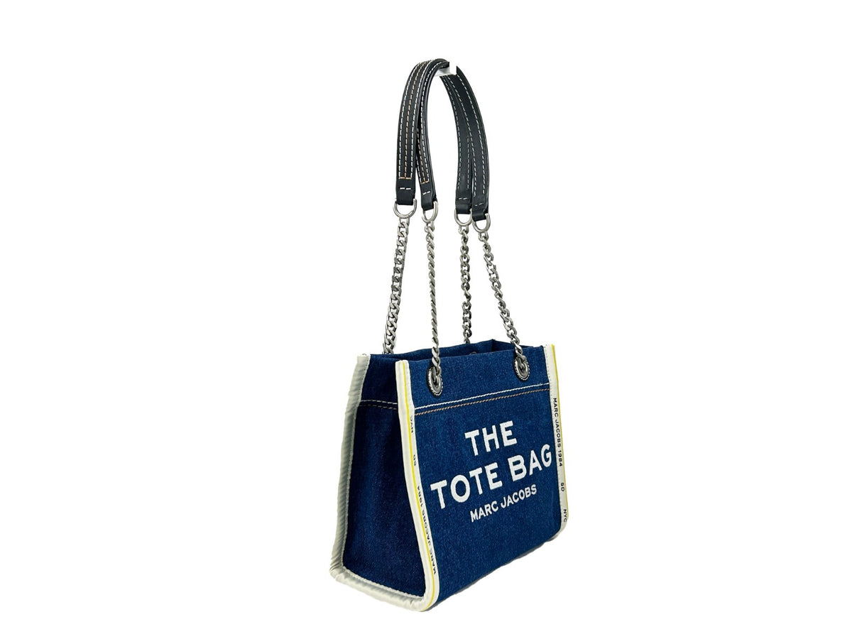 Sac The Tote Petit format en denim avec chaîne Marc Jacobs