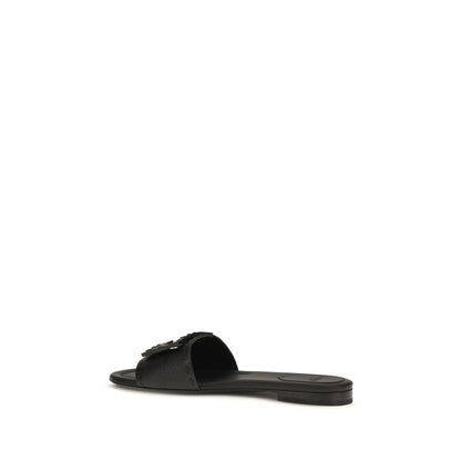 Sandalias planas Fendi de piel de becerro negra Bos Taurus