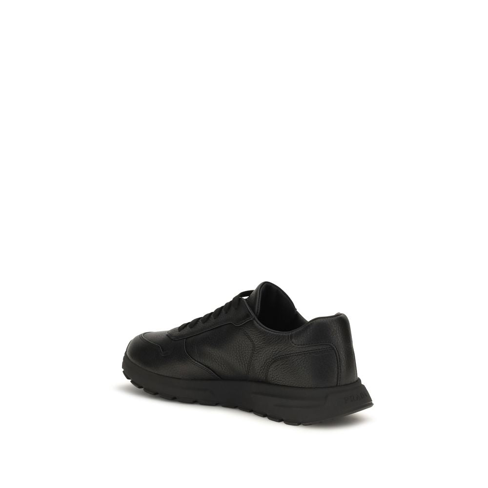 Baskets Prada en veau box noir