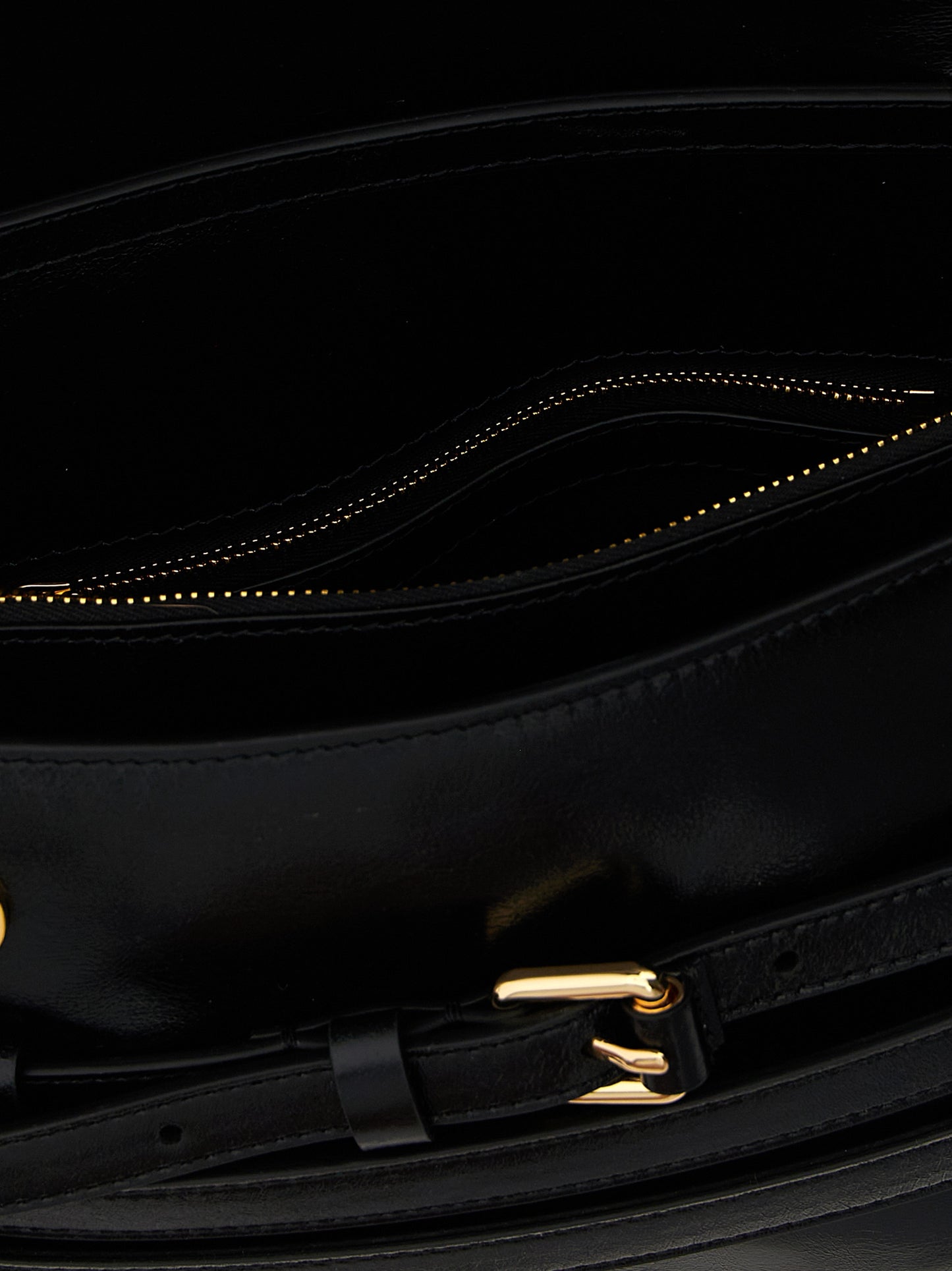 Bandolera Moschino de piel negra