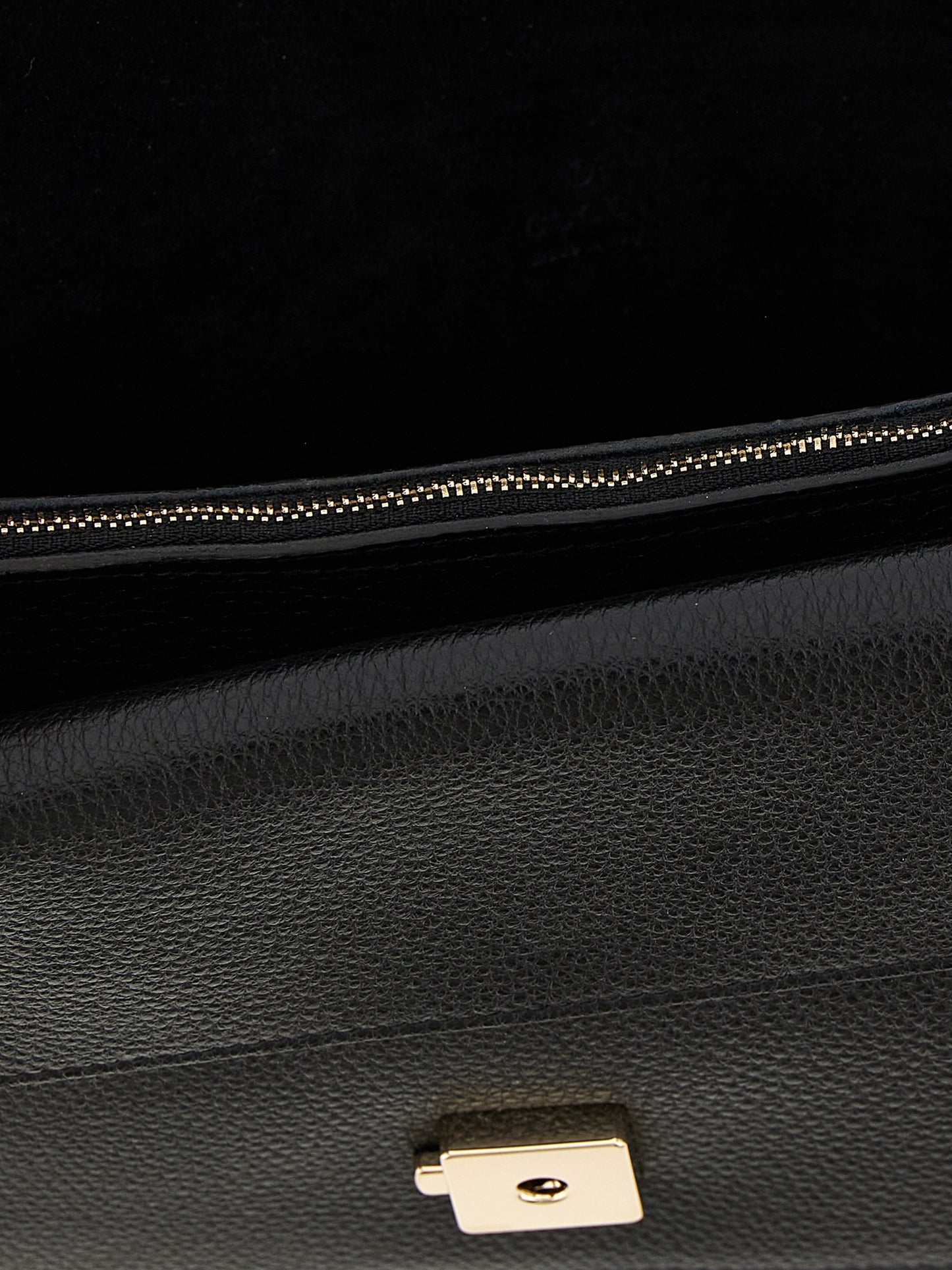 Bolso de hombro Gucci de piel de becerro negra
