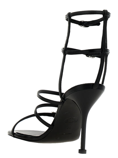 Sandalias Alexander McQueen de tacón de aguja de piel de cordero negra