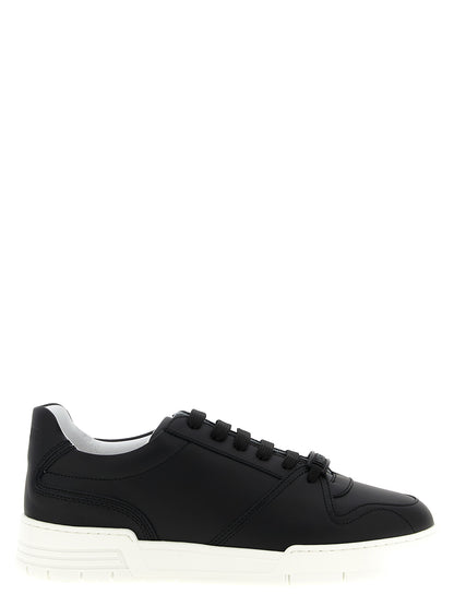 Zapatillas bajas Moschino de piel negra
