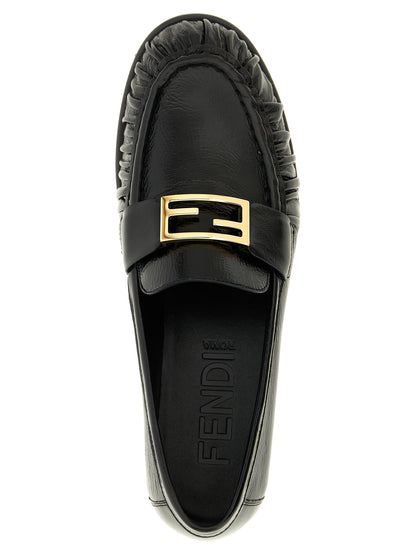 Mocasines sin cordones Fendi de piel de cordero negra