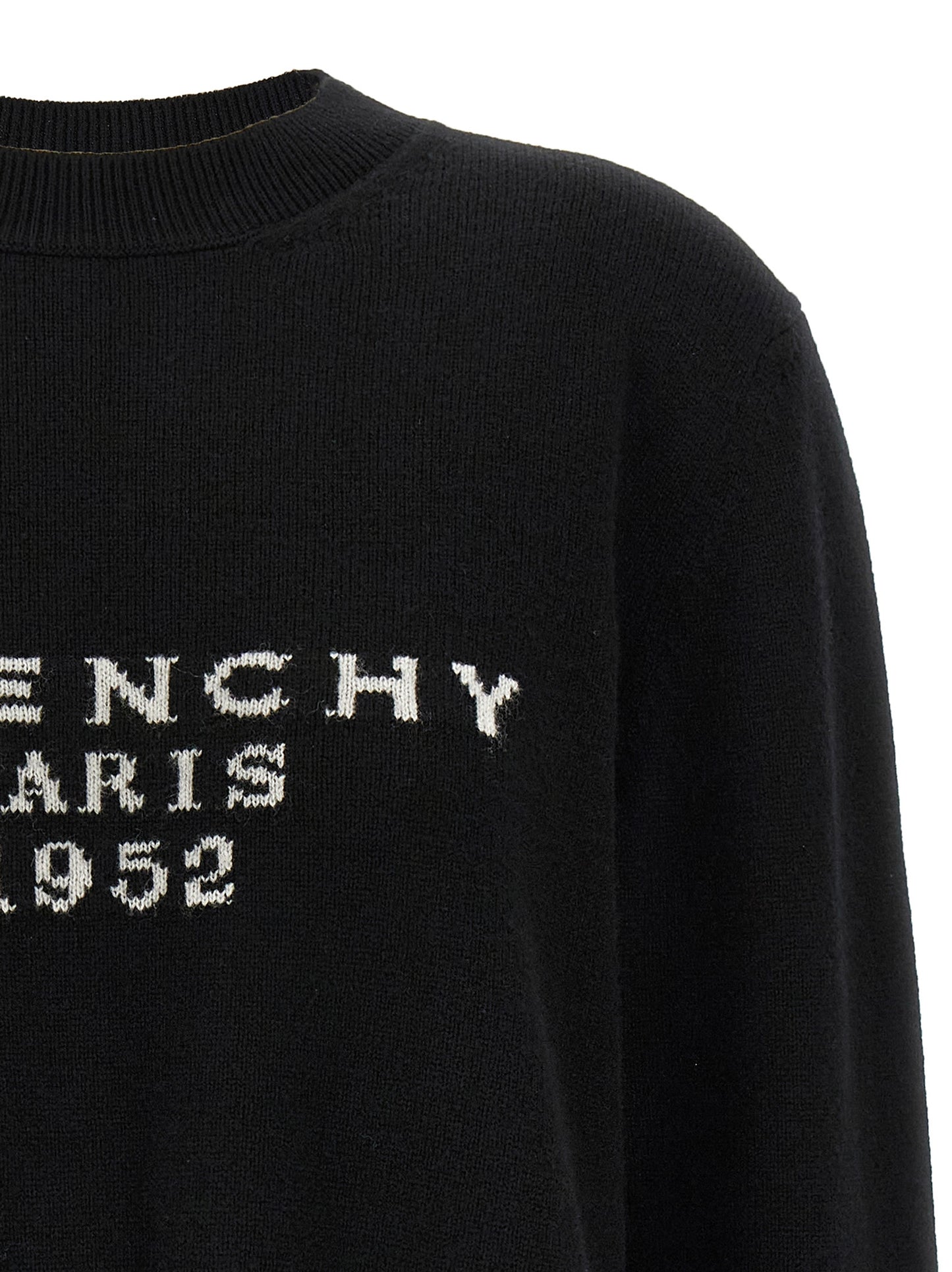 Cardigan Givenchy Noir En Laine Douce Au Toucher Et Structure Ferme