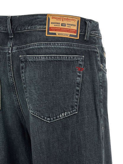 Jeans acampanados Diesel de algodón azul