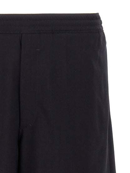 Short bermuda Givenchy bleu en élasthanne