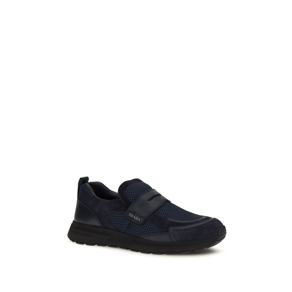 Baskets en cuir de veau Prada bleues Collection Bos Taurus