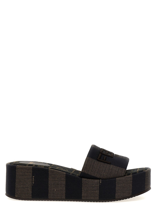 Pantuflas Fendi de algodón marrón