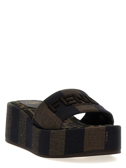 Pantuflas Fendi de algodón marrón