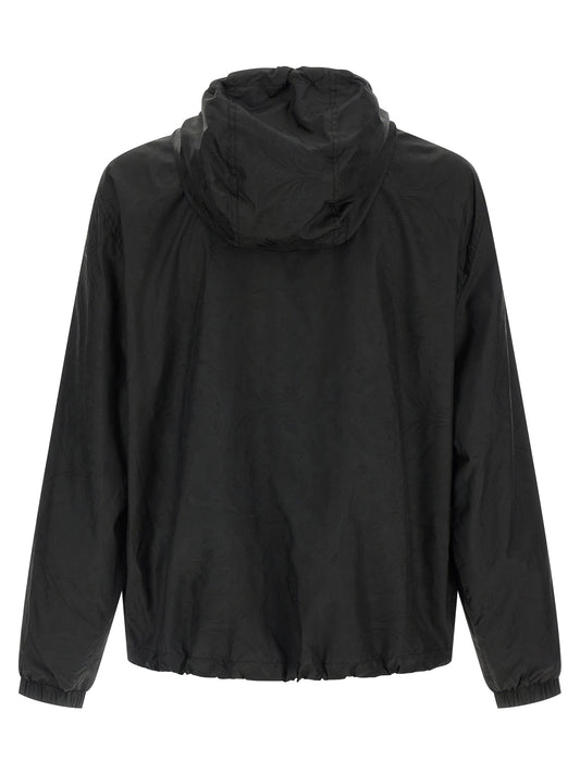 Chaqueta Versace de nailon negro
