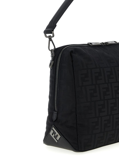 Bolso de hombro Fendi de poliamida negra