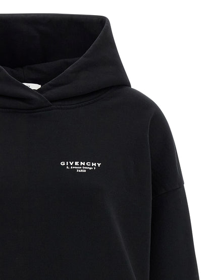 Sudadera con capucha Givenchy de algodón bicrama logo estam" -> WAIT. "SUDDERA con capucha Givenchy de algodón bicrama LOGO ESTAMPLADO" -> "SUDDERA con capucha Givenchy de algodón bicroma LOGO ESTAM PADO" -> "S U D E R A c o n c a p u c h a G i v e n c h