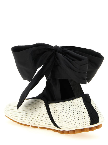 Valentino Garavani Ballerines Rythmika Bicolores en Cuir d'Agneau
