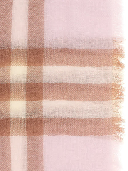 Mascarilla Burberry de lana multicolor