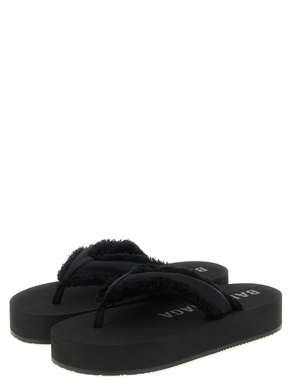 Sandalias Balenciaga negras de viscosa