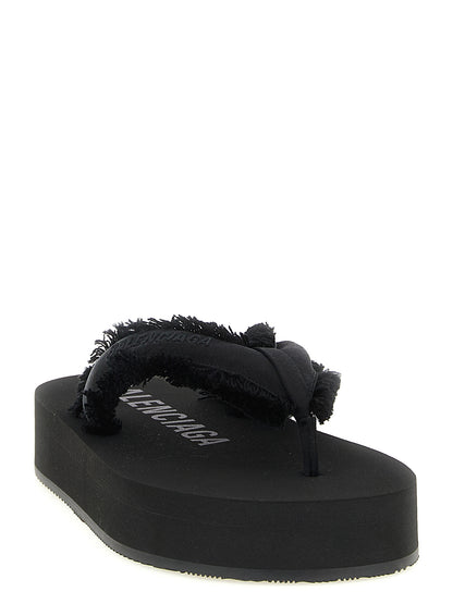 Sandalias Balenciaga negras de viscosa