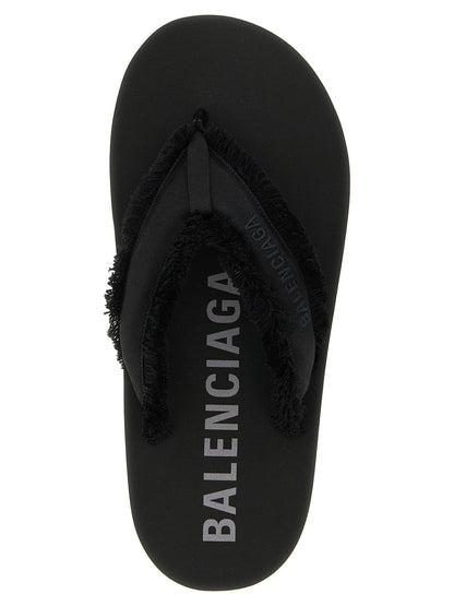 Sandalias Balenciaga negras de viscosa