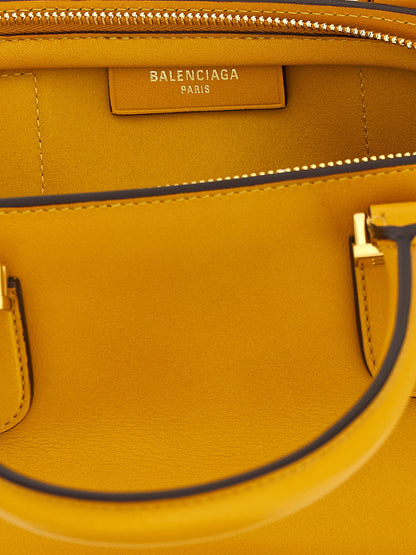 Sac à main Balenciaga en cuir de veau bicolore