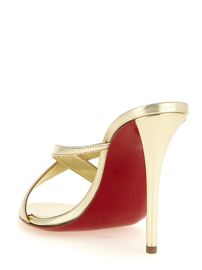 Sandalias Christian Louboutin de tacón de aguja en piel de cordero dorada