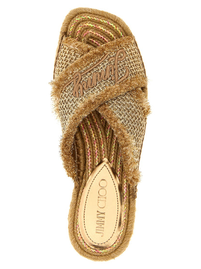 Jimmy Choo Sandales plates en toile dorée modèle Aciél