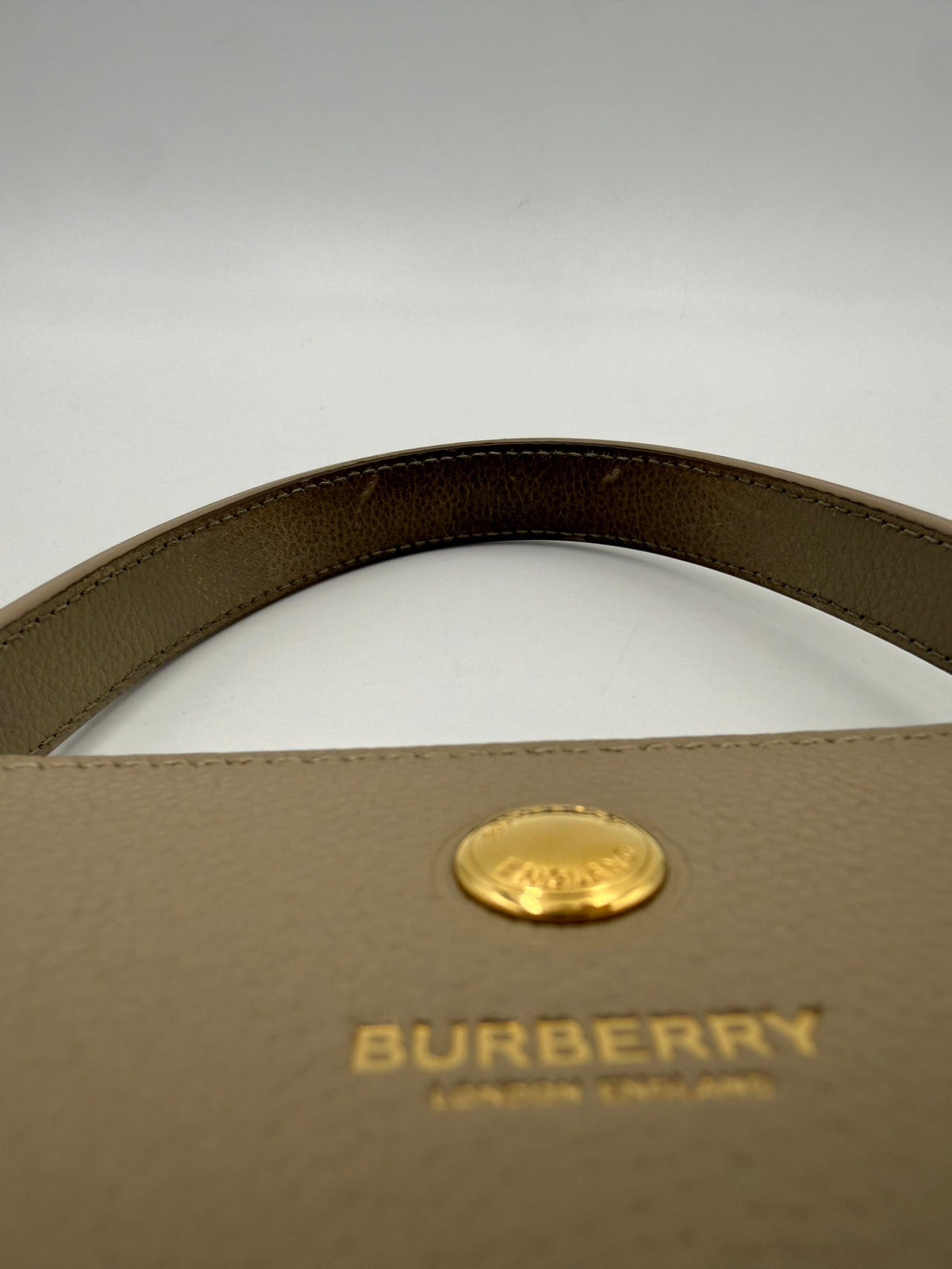 Bolso Tote Title Bag Burberry Gran Organización Diaria