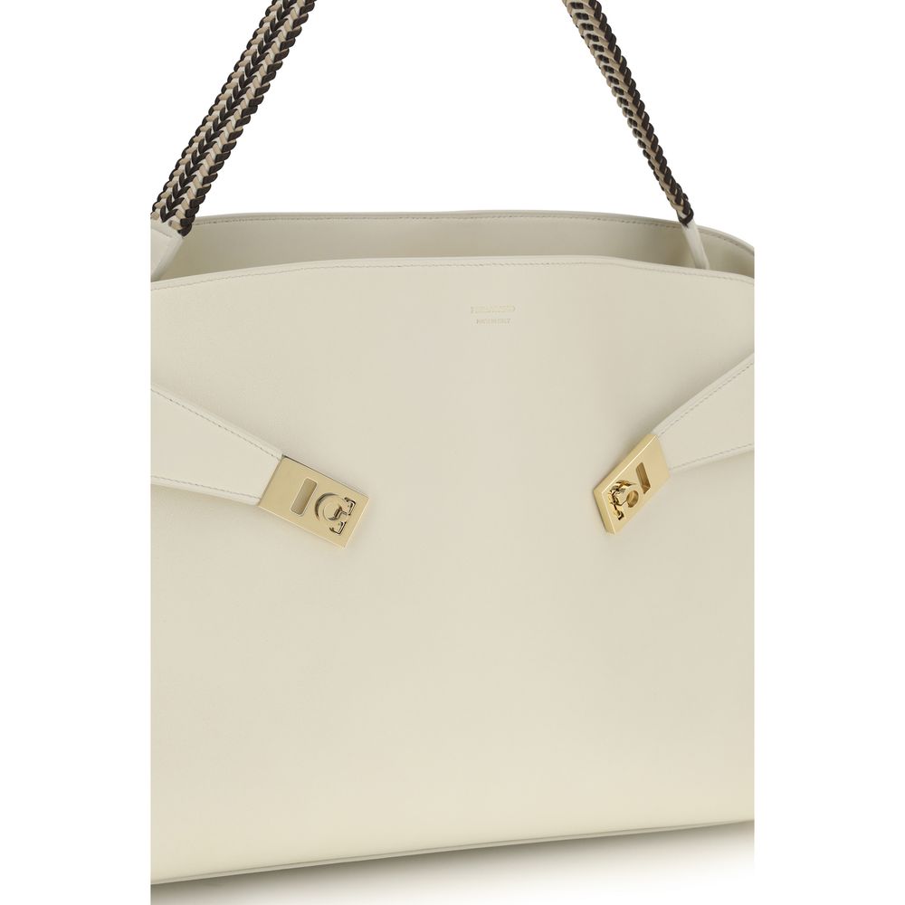 Bolso de hombro Ferragamo de piel de ternera beige Bos Taurus