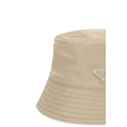 Sombrero bucket de poliamida beige de Prada