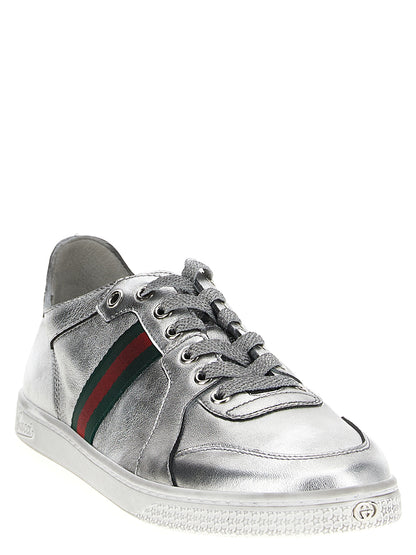Zapatillas deportivas de piel de cordero plateada Gucci