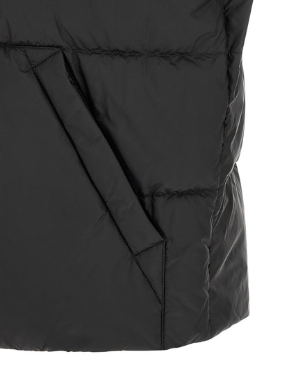 Moncler Gilet en polyamide noir modèle Tuquerouye