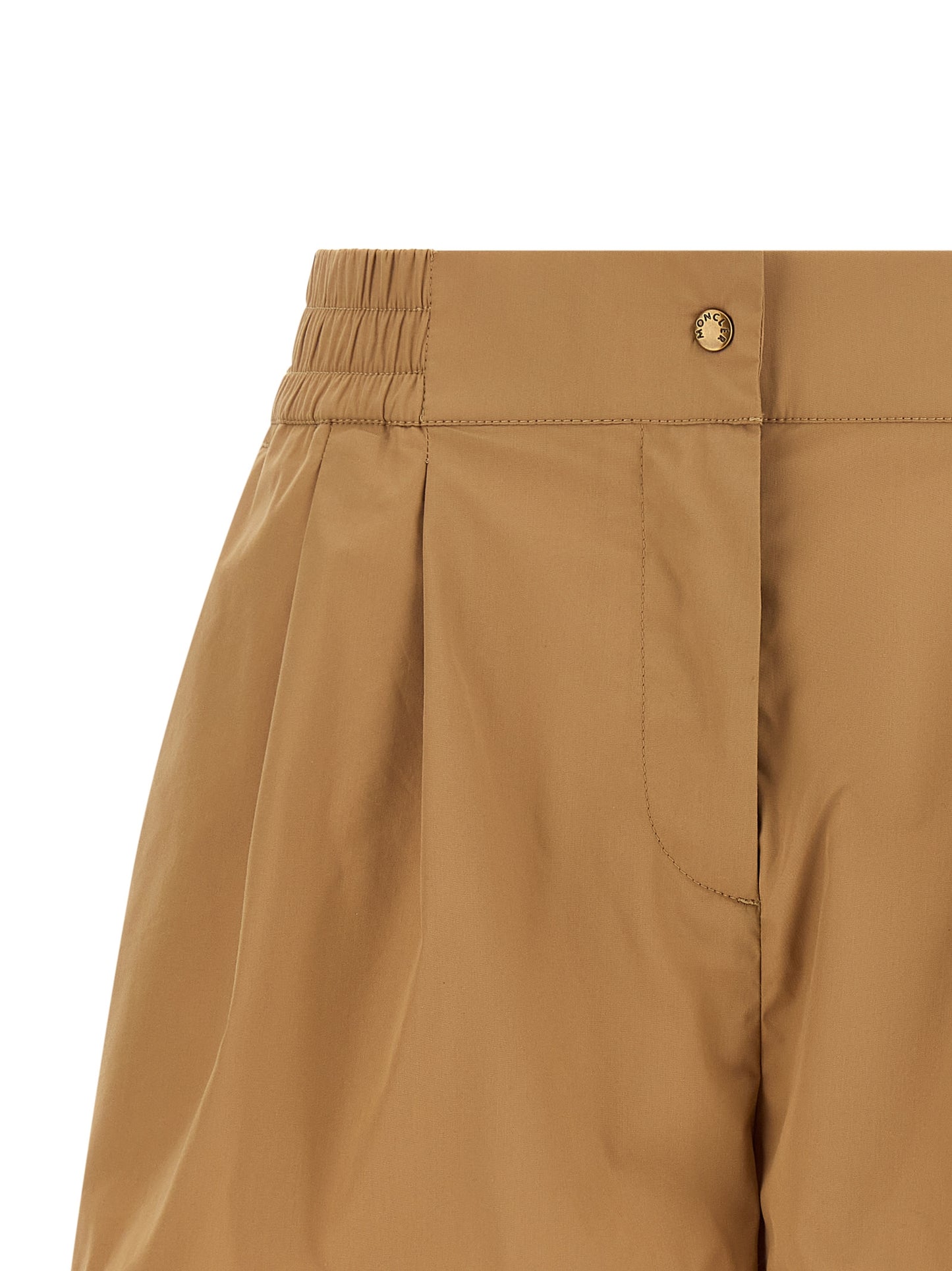 Pantalones cortos Moncler bermudas de nailon beige