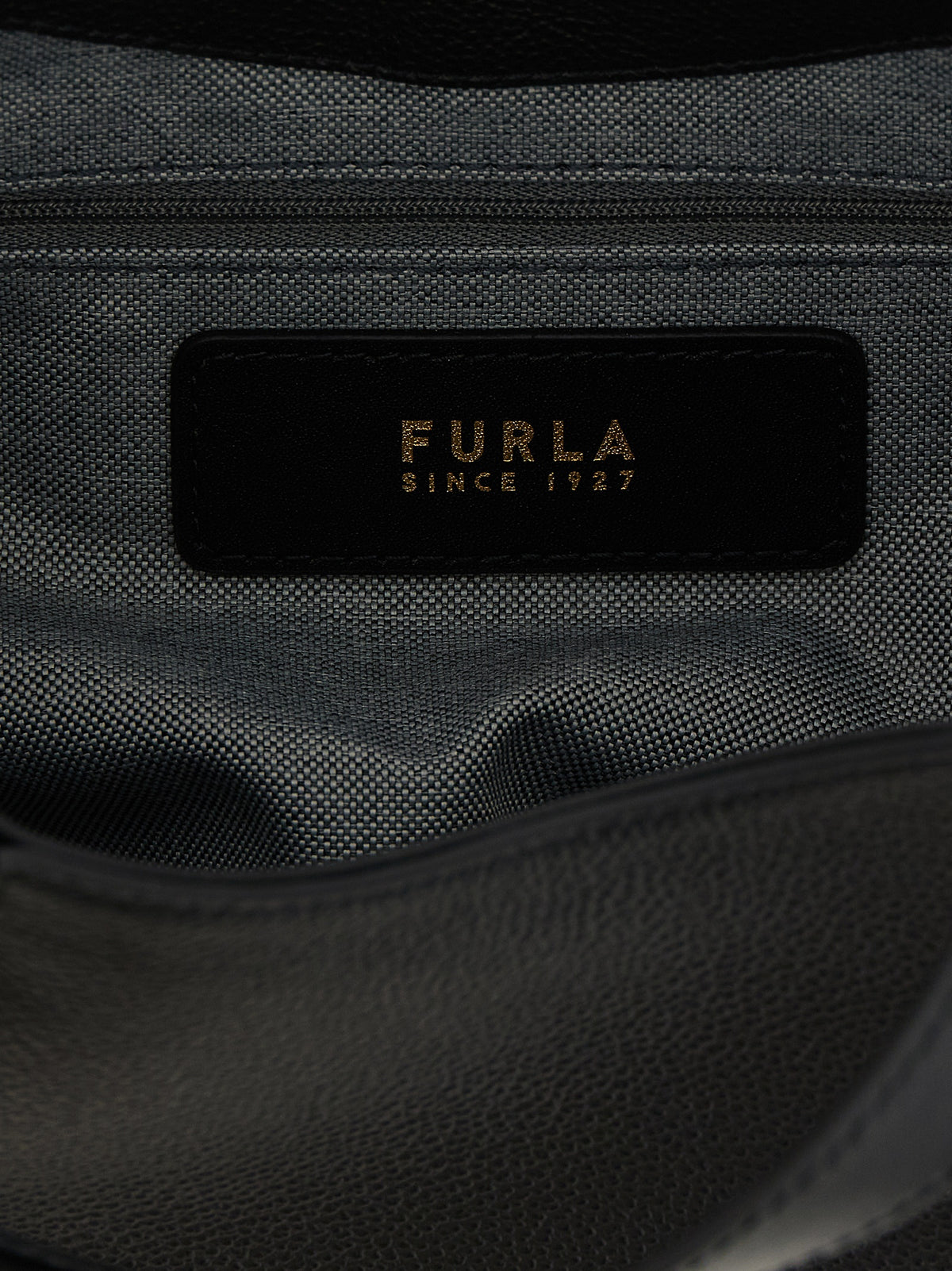 Sac cabas Furla Goccia en cuir de veau noir