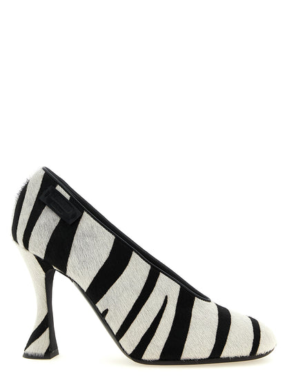 Escarpins bicolores en cuir de veau Moschino
