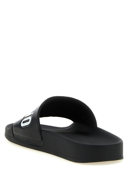 Sandalias Planas Moschino Bicolor En Pvc Del Modelo Pool