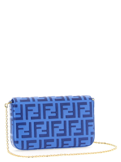 Porte-cartes Fendi en cuir de veau bleu avec chaîne Modèle FF Diamonds