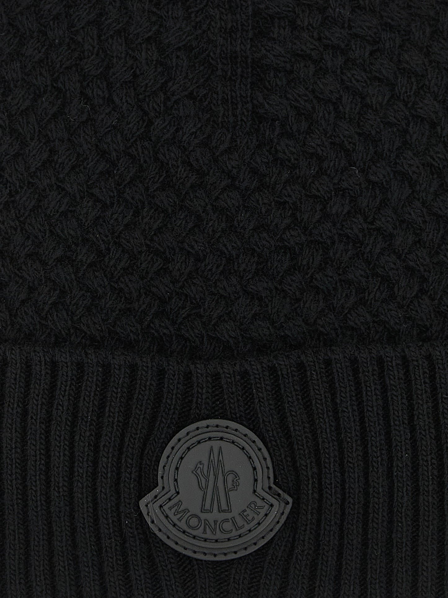 Gorro Moncler de piel negra