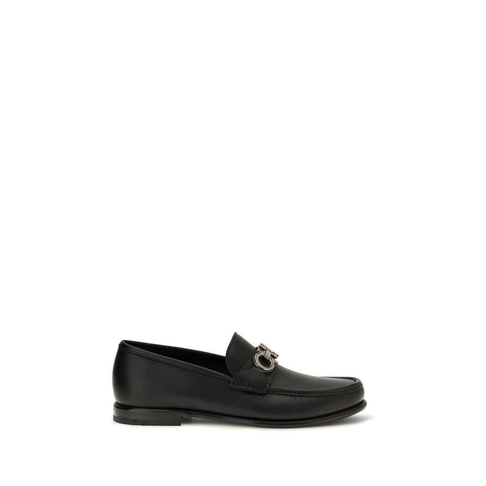 Mocassins à enfiler en cuir de veau noir Ferragamo Bos Taurus