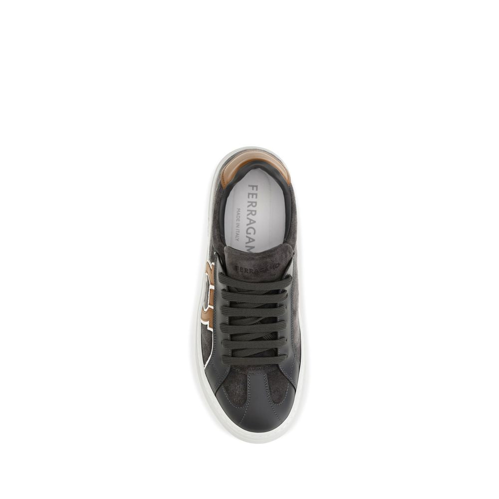 Zapatillas Deportivas Ferragamo De Ante Gris Corte Bajo