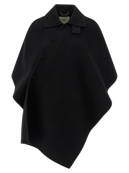 Abrigo Fendi Negro Elaborado En Pura Lana Virgen De Caída Natural
