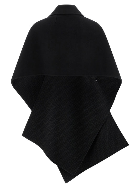 Abrigo Fendi Negro Elaborado En Pura Lana Virgen De Caída Natural