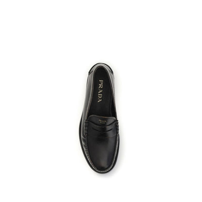 Mocassins Prada en cuir de veau noir Bos Taurus