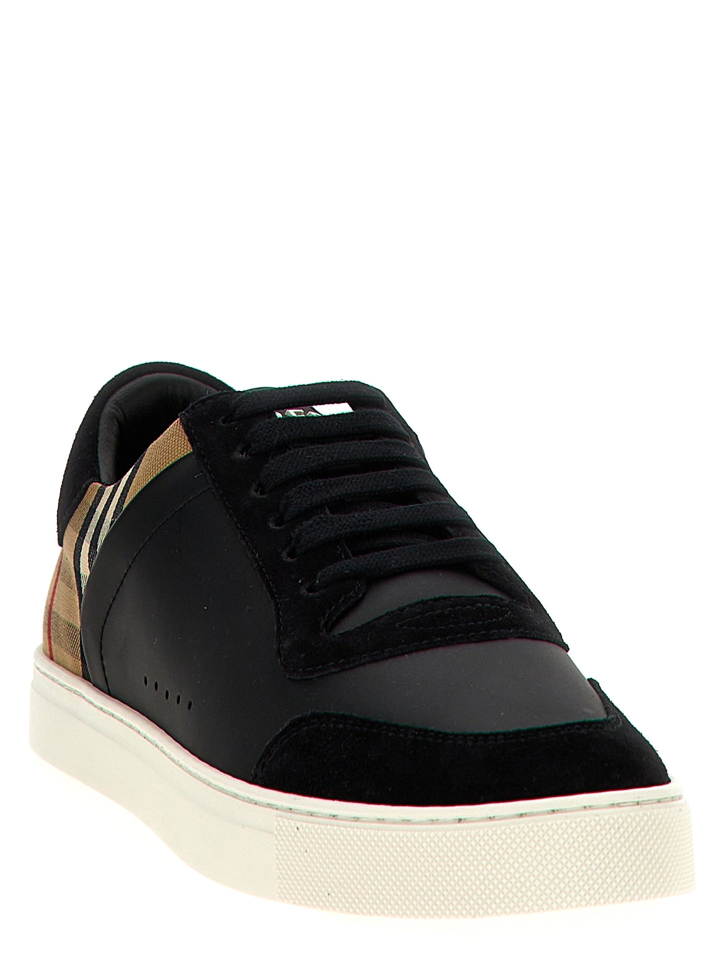 Baskets basses Burberry noires en cuir de veau